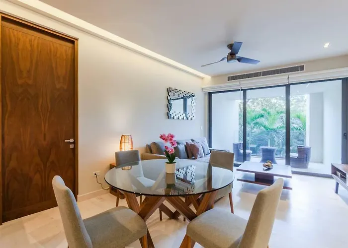 Miranda Apartment